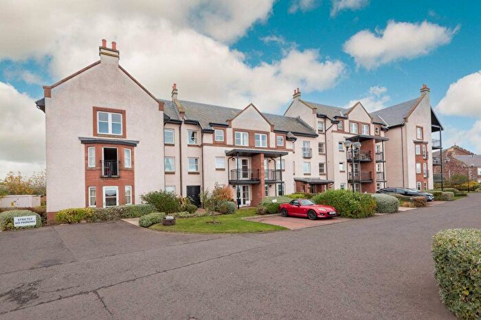 2 Bedroom Retirement Property For Sale In Bellevue Court, Dunbar, EH42