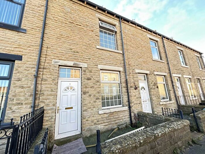 2 Bedroom Terraced House To Rent In Dawson Place, Bradford, BD4