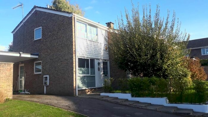 4 Bedroom Detached House To Rent In Ascot, Berkshire, SL5