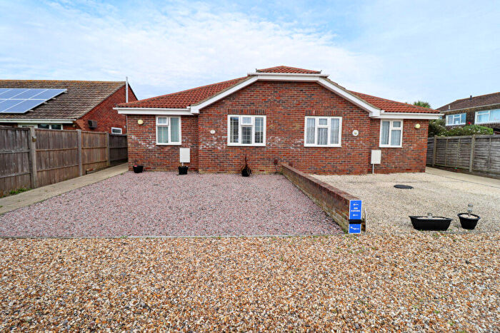 2 Bedroom Semi-Detached Bungalow For Sale In West Haye Road, Hayling Island, PO11