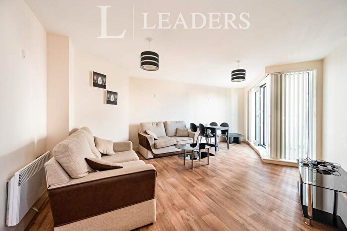 2 Bedroom Flat To Rent In The Roundhouse, Gunwharf Quays, Portsmouth, PO1