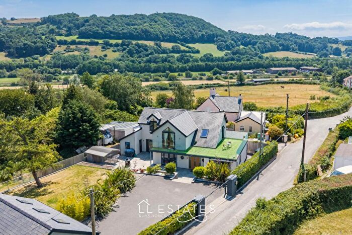 4 Bedroom Detached House For Sale In Kimbolton, Pabo Lane, Llandudno Junction, LL31
