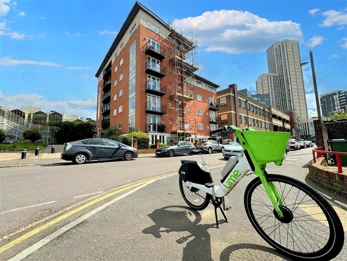 2 Bedroom Flat To Rent In Adrian House, Jupp Road, Stratford, E15