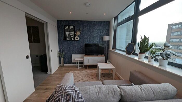 1 Bedroom Apartment To Rent In Paragon House A, Seymour Grove, M16