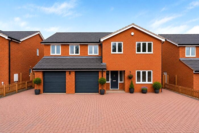 4 Bedroom Detached House For Sale In The Crescent, Caldecott, Wellingborough, Northamptonshire, NN9