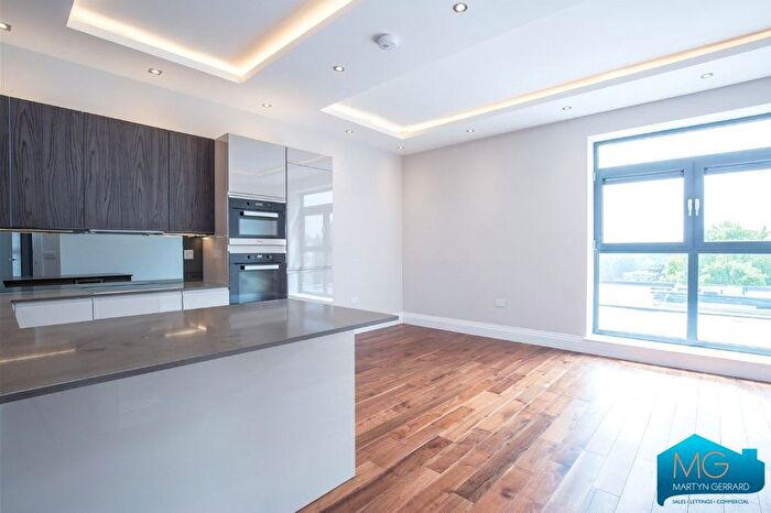 2 Bedroom Flat To Rent In Muswell Hill, London, N10