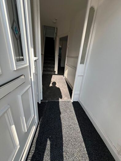 3 Bedroom Terraced House To Rent In Llangyfelach Road, Swansea, SA5