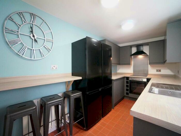 5 Bedroom House To Rent In Fron Dirion, Bangor, Gwynedd, LL57