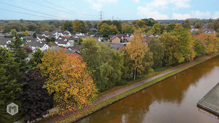 1 Bedroom Apartment For Sale In Northbank House, Chandlers Row, Worsley, Manchester, M28