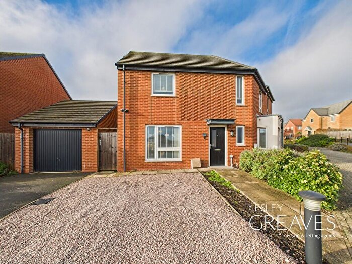 3 Bedroom Semi-Detached House For Sale In Duckworth Close, Gedling, Nottingham, NG4