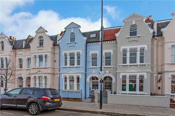 6 Bedroom Terraced House To Rent In Addison Gardens, London, W14