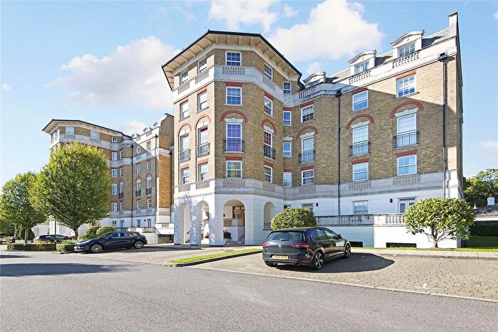 2 Bedroom Flat For Sale In Chapman Square, London, SW19