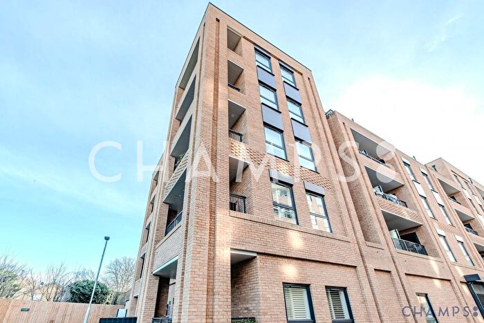 2 Bedroom Flat To Rent In Thimble Crescent, Wallington, SM6