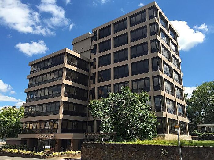 1 Bedroom Apartment To Rent In Hanover House, Kings Road, Reading, RG1