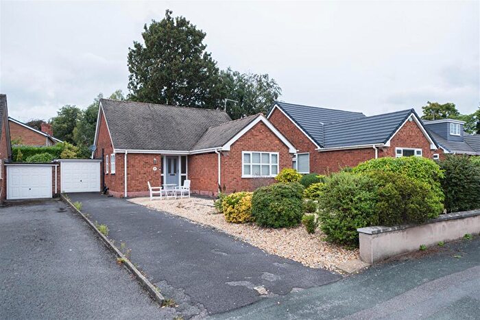 2 Bedroom Bungalow For Sale In Windsor Close, Cuddington, Cheshire, CW8