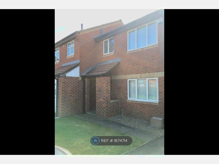 3 Bedroom Semi-Detached House To Rent In Cranberry, Middlesbrough, TS8