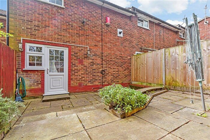2 Bedroom Terraced House For Sale In Nutley Close, Ashford, Kent, TN24