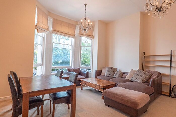 2 Bedroom Flat To Rent In Lexham Gardens, Kensington, London, W8