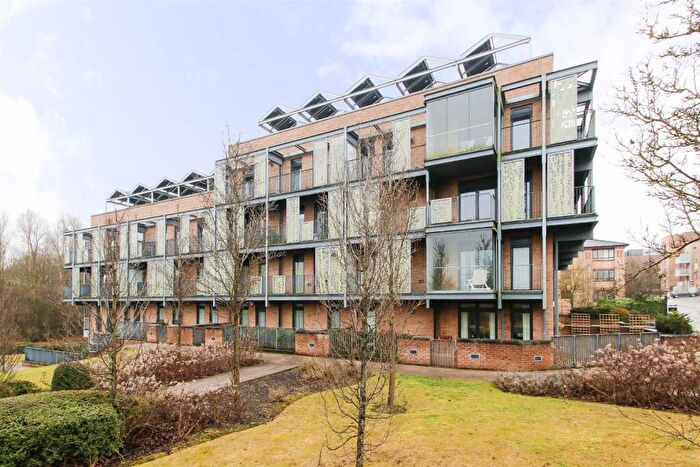 2 Bedroom Apartment To Rent In Dalgin Place, MK9