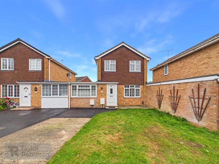 4 Bedroom Detached House For Sale In St. Hildas Close, Pound Hill, Crawley, RH10