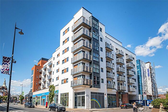 1 Bedroom Flat For Sale In Chorus Development, Wimbledon, SW19