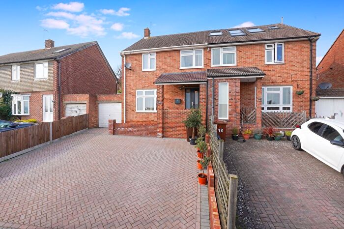 3 Bedroom Semi-Detached House To Rent In Charles Drive, Cuxton, ME2