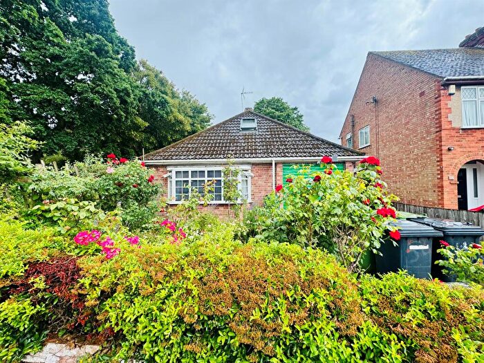 5 Bedroom Detached House For Sale In Grimshaw Road, Peterborough, PE1