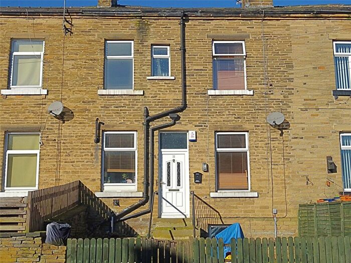 2 Bedroom Terraced House To Rent In Grape Street, Allerton, Bradford, West Yorkshire, BD15