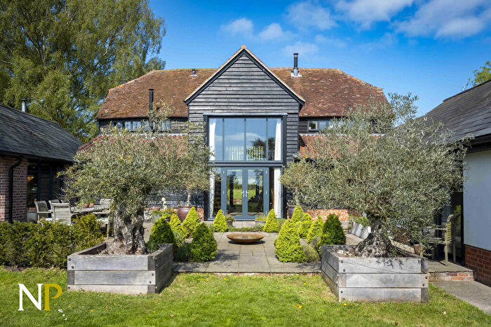 4 Bedroom Barn Conversion For Sale In Coggeshall Road, Earls Colne, CO6