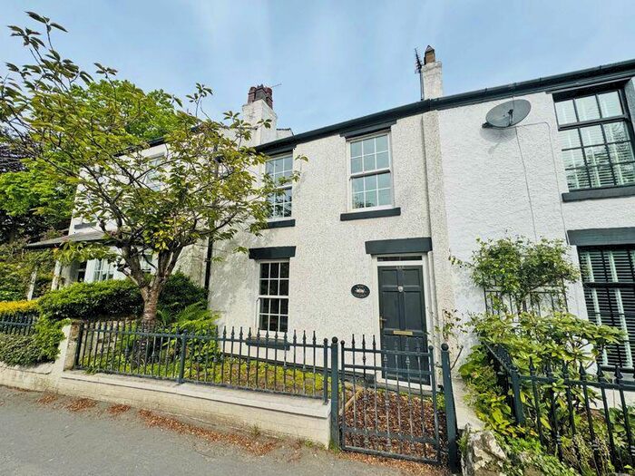 4 Bedroom Terraced House For Sale In Breck Road, Poulton-Le-Fylde, FY6