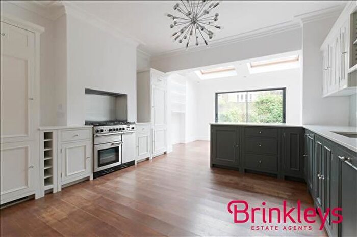 5 Bedroom Terraced House To Rent In Strathmore Road, London, SW19
