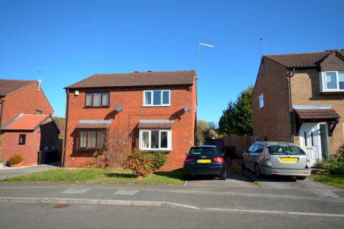 2 Bedroom Semi-Detached House To Rent In Kelburn Close, Northampton, NN4