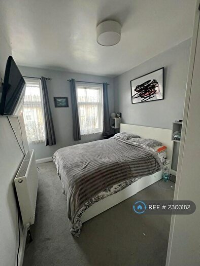 3 Bedroom Terraced House To Rent In Castle Road, Grays, RM17
