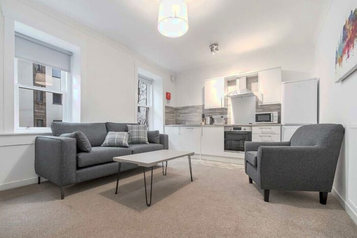 2 Bedroom Flat To Rent In Cowgate, Holyrood, Edinburgh, EH1