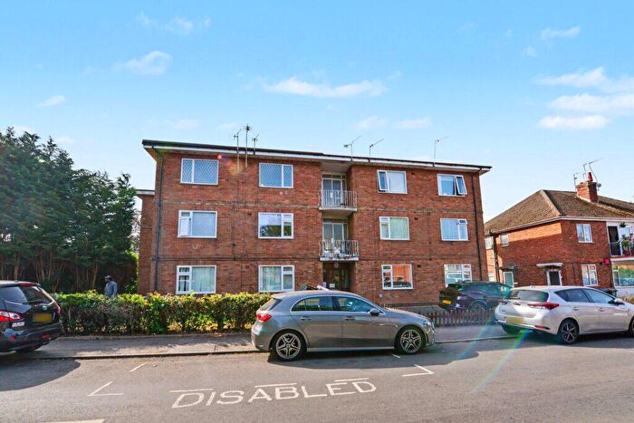 2 Bedroom Flat For Sale In Sunbury Road, Coventry, CV3
