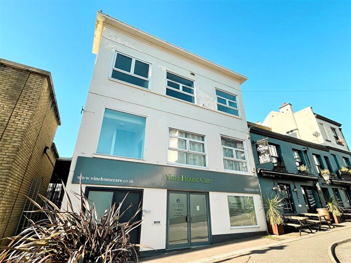 1 Bedroom Flat For Sale In Station Road, Hastings, TN34
