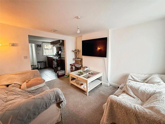 2 Bedroom Terraced House For Sale In High Street, Theale, Reading, RG7