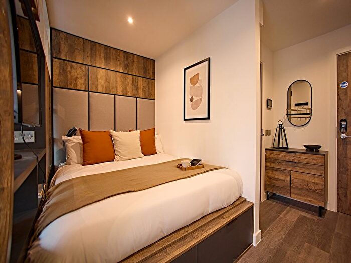 Studio To Rent In St Albans Place St Albans Place, Leeds, LS2