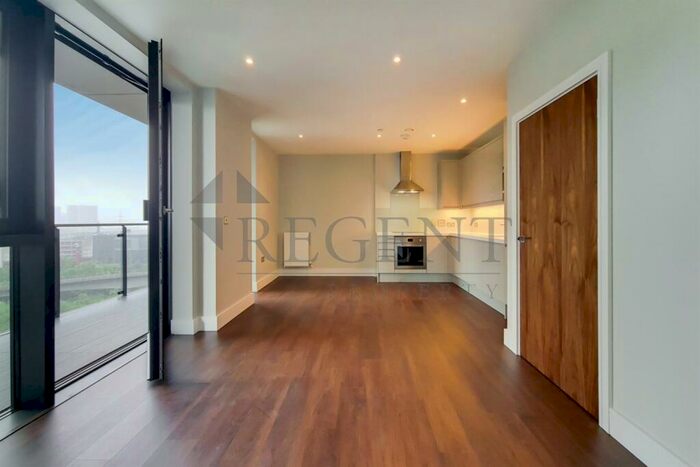 1 Bedroom Apartment To Rent In Morello House, Leamouth Road, E14