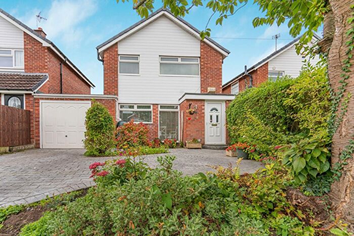 3 Bedroom Detached House For Sale In Arley Close, Macclesfield, SK11