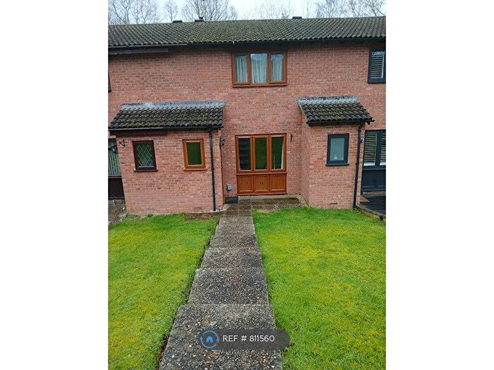 2 Bedroom Terraced House To Rent In Covert Grove, Waterlooville, PO7