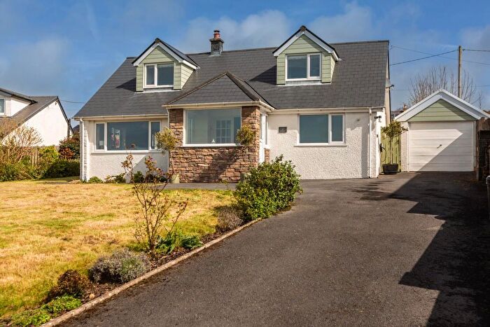4 Bedroom Detached House For Sale In Reynoldston, Swansea, SA3