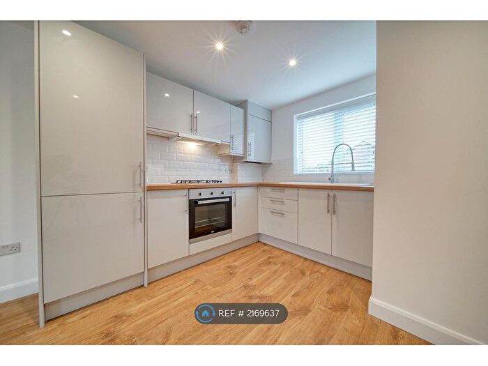 1 Bedroom Flat To Rent In Mallard Road, Stevenage, SG2