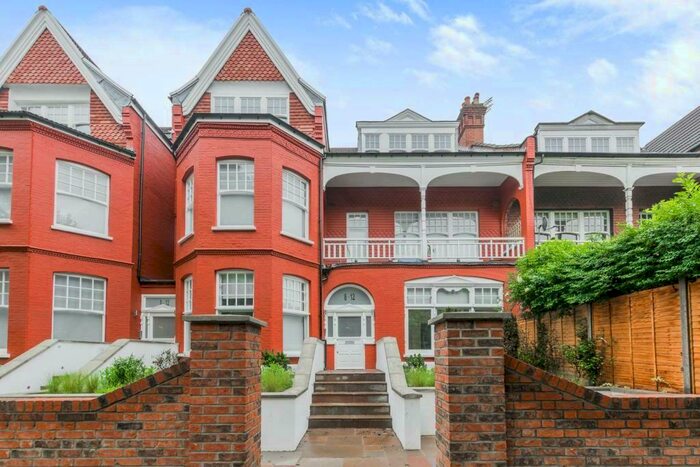 2 Bedroom Apartment To Rent In Queens Avenue, Muswell Hill, London, N10