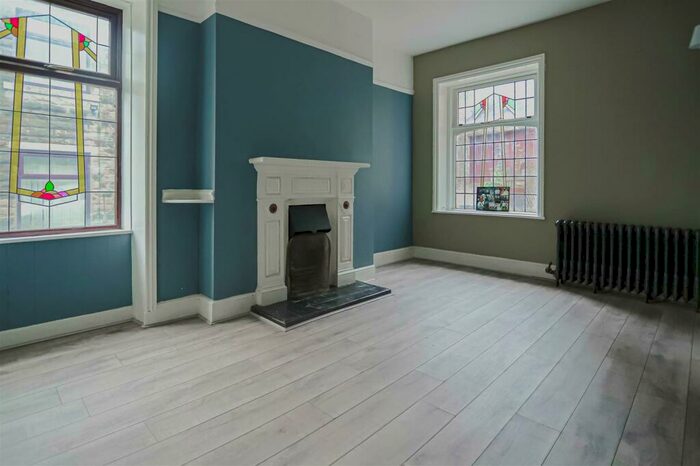 3 Bedroom End Of Terrace House To Rent In Newchurch Road, Stacksteads, Bacup, OL13