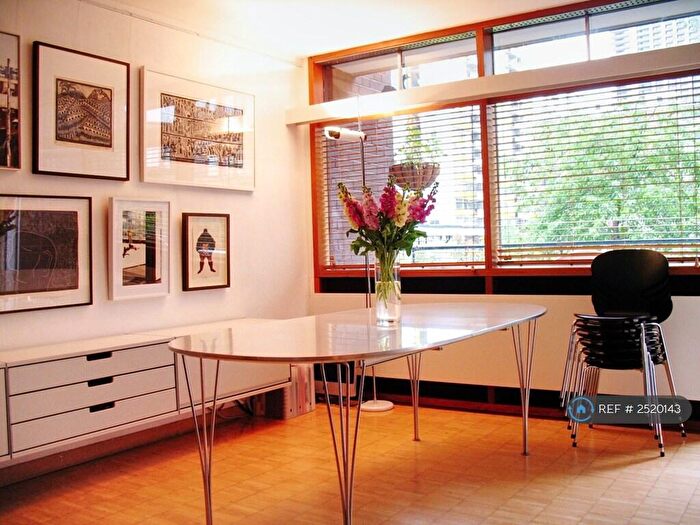 2 Bedroom Maisonette To Rent In Hatfield House, London, EC1Y