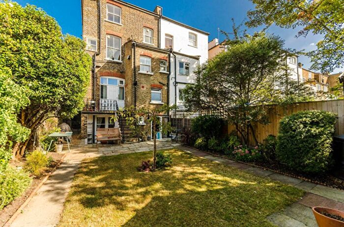 1 Bedroom Flat To Rent In Rosendale Road, West Dulwich, London, SE21