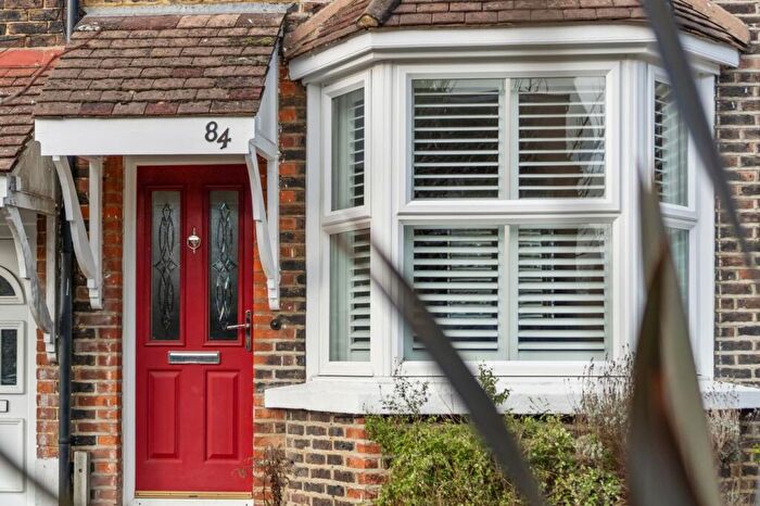 3 Bedroom Terraced House For Sale In St Johns Road, Redhill, RH1