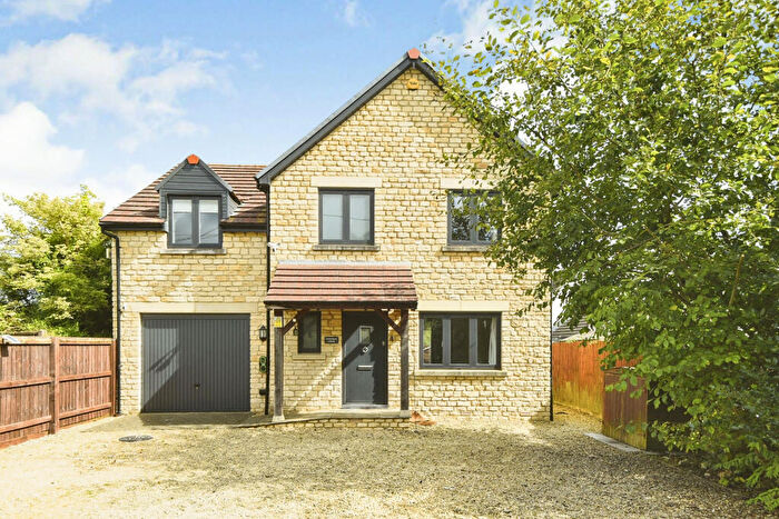 4 Bedroom Detached House For Sale In Sutton Lane, Sutton Benger, Chippenham, SN15