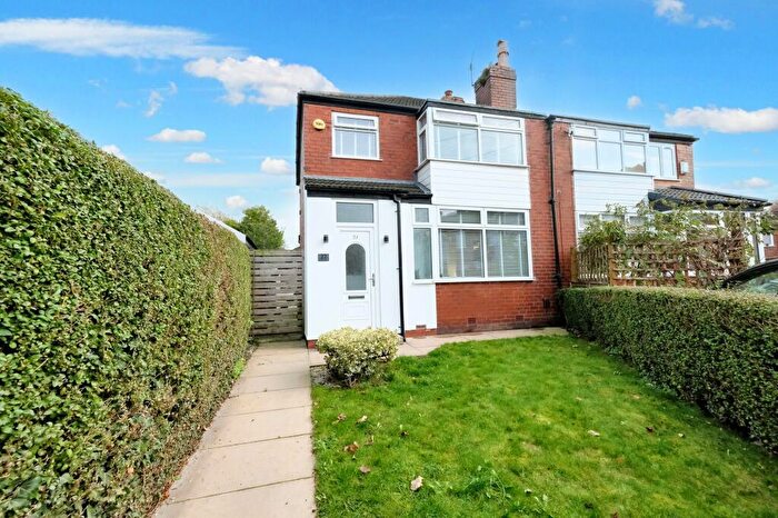 3 Bedroom Semi Detached House For Sale In Peter Street, Eccles, M30